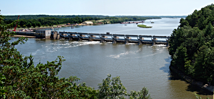 [Several photos stitched together of the river expanse with the lock on the left and the dam on the right.]